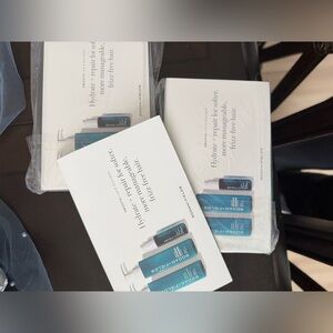 Rodan + Fields Hydrate + Repair Hair Trio Sample Kit - Teal & White